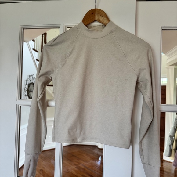 Athleta Softluxe Top, Bone Heather, SMALL - Picture 4 of 5